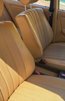 Mercedes Benz 230 W123