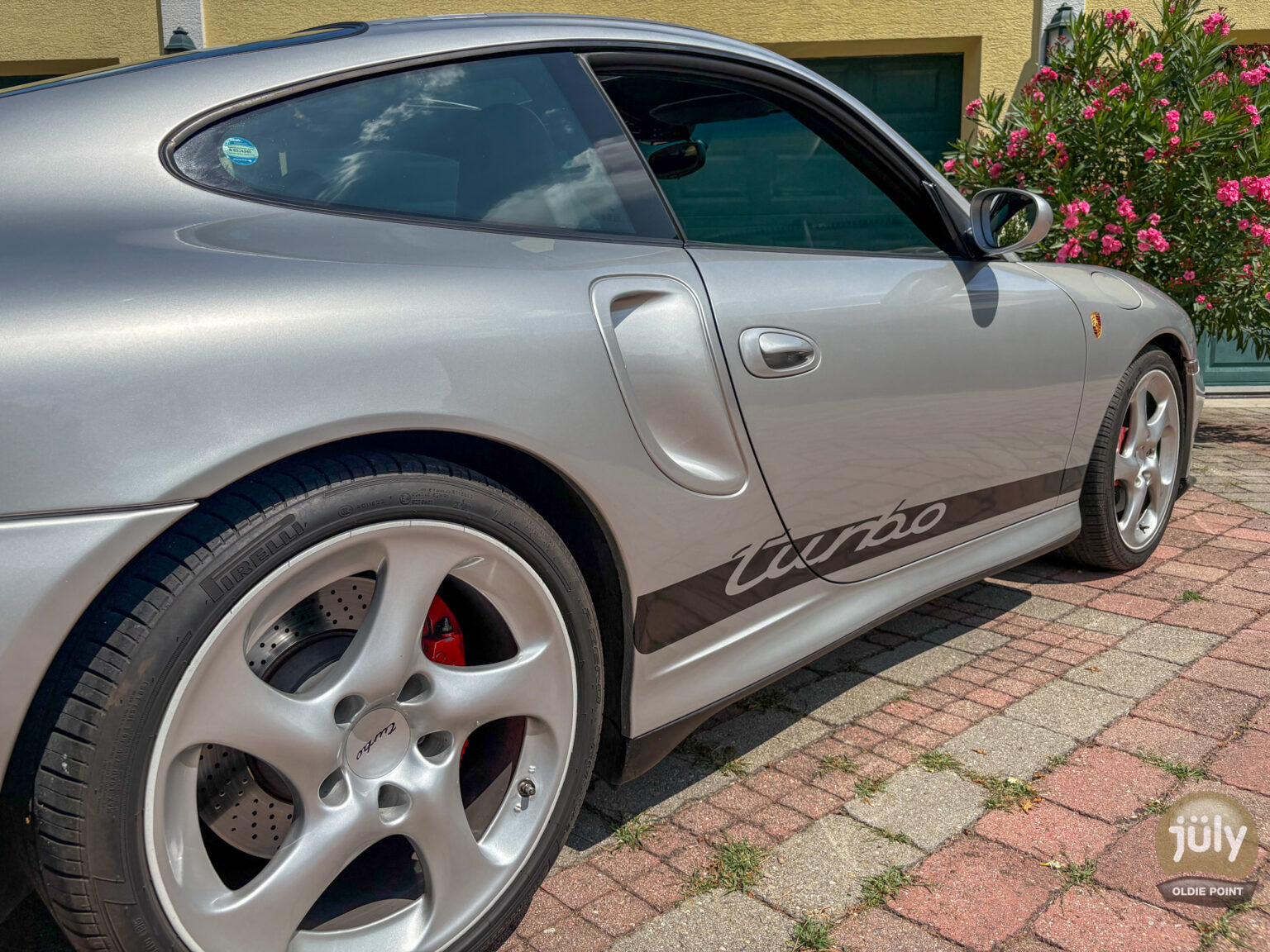 996 Turbo-8