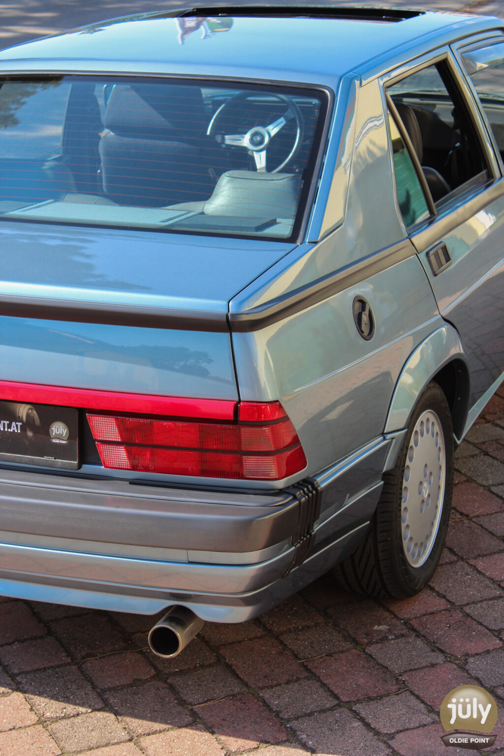 Alfa Romea 75 3.0-01