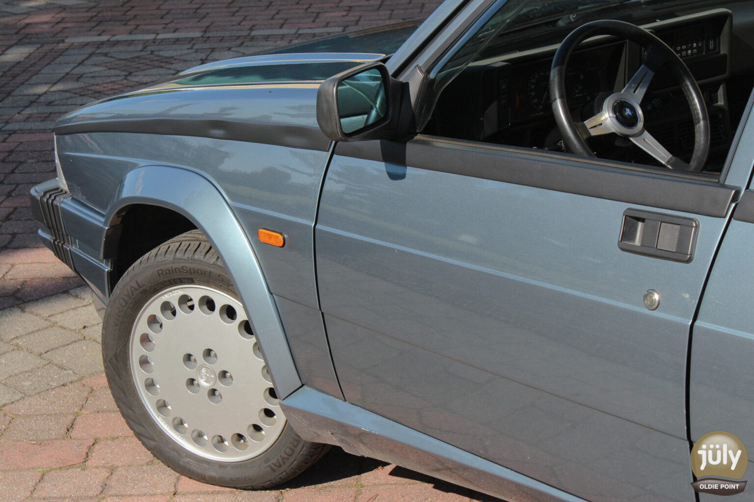 Alfa Romea 75 3.0-02