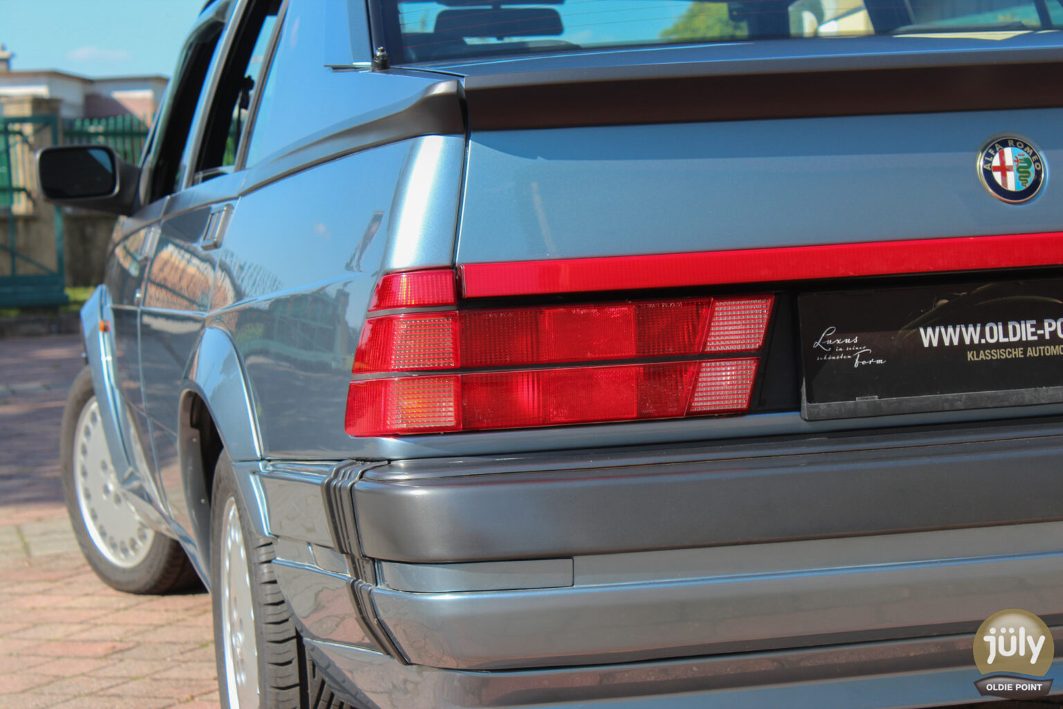 Alfa Romea 75 3.0-15