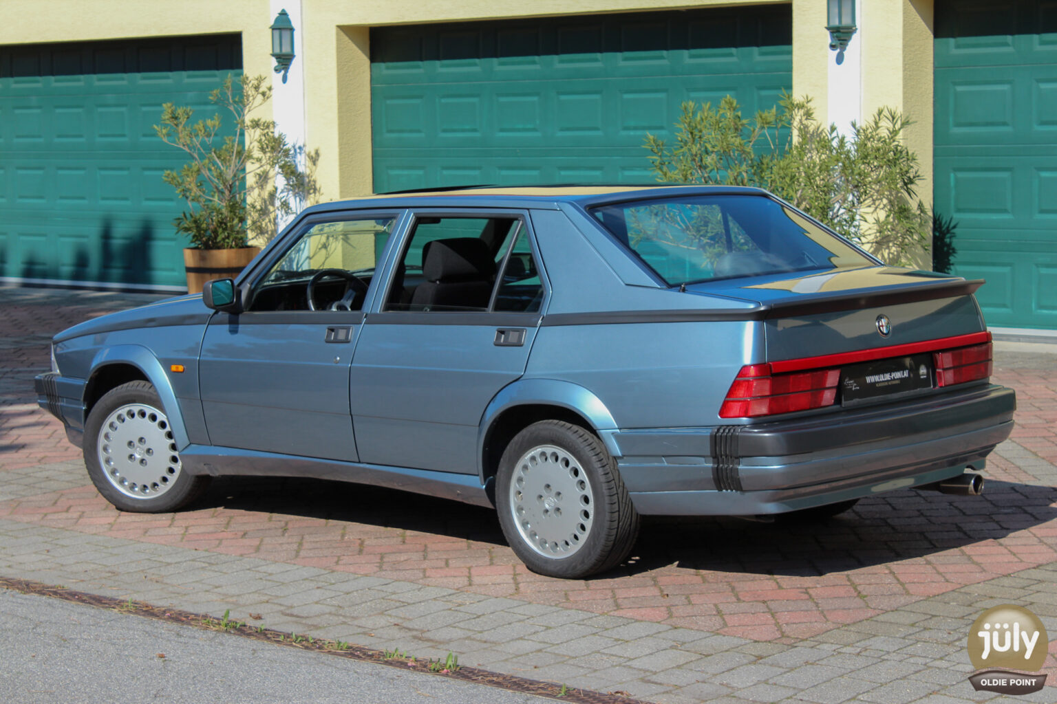 Alfa Romea 75 3.0-16