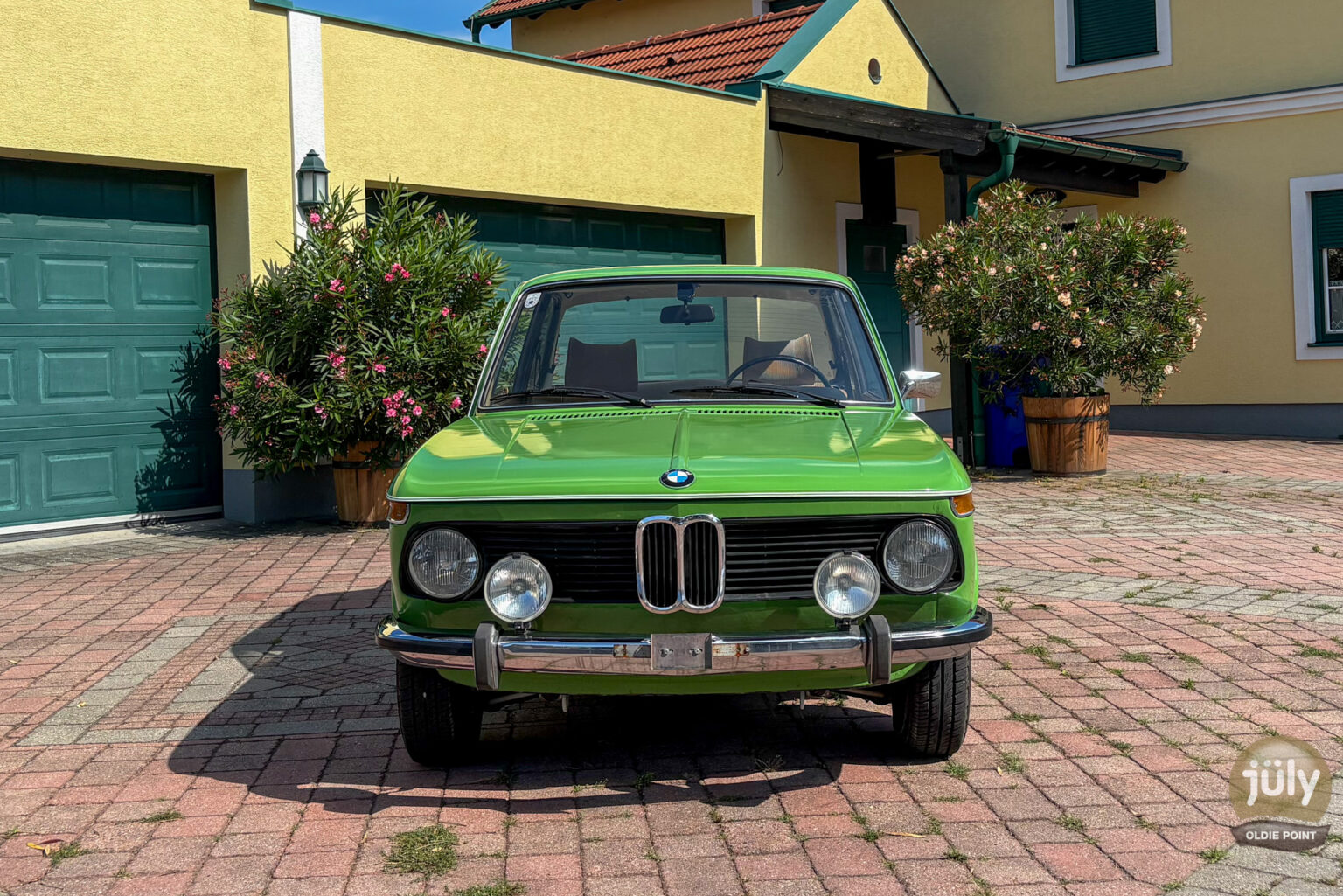 BMW 1502 Gurkerl-2