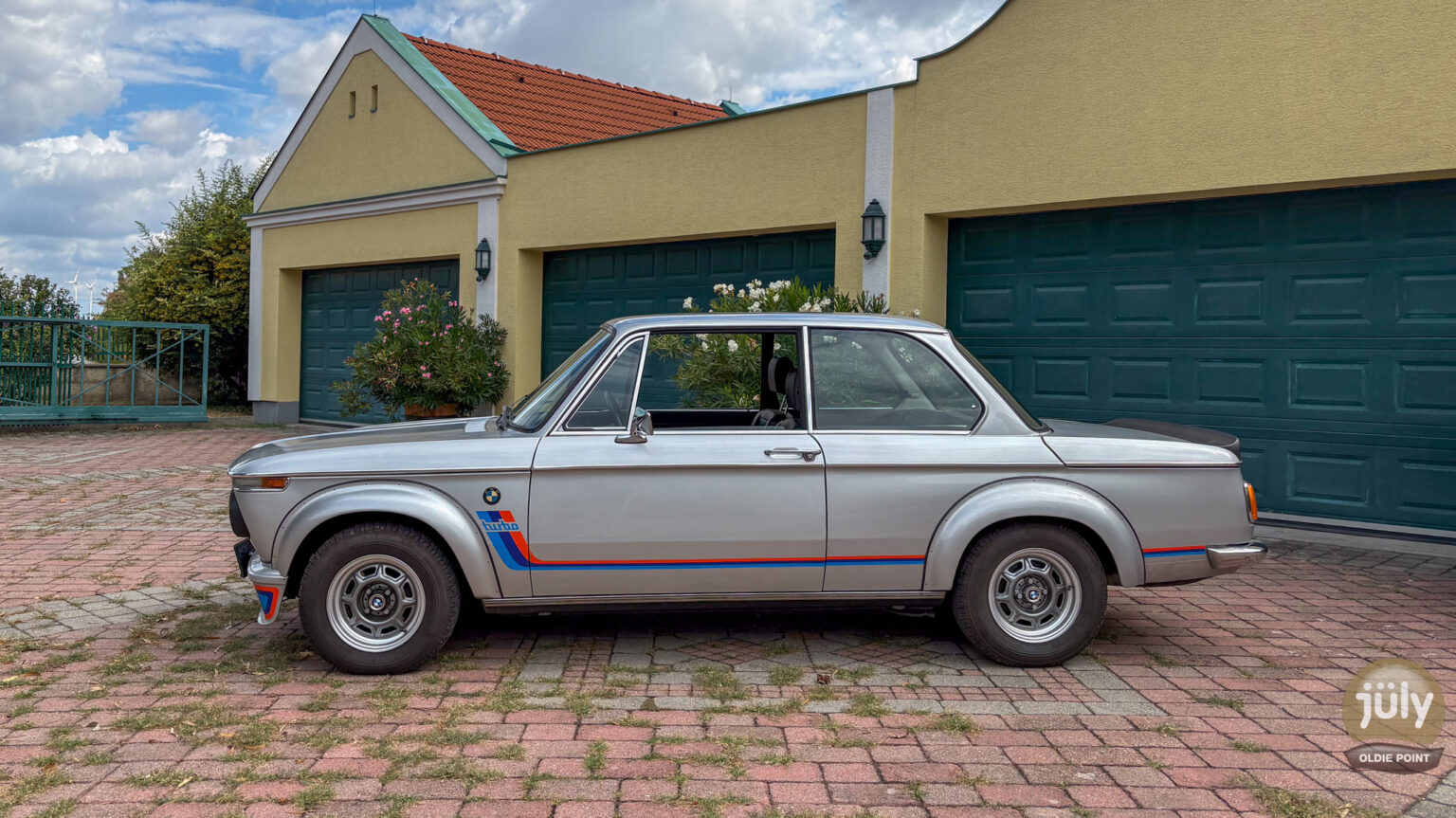 BMW 2002 Turbo Burger-2