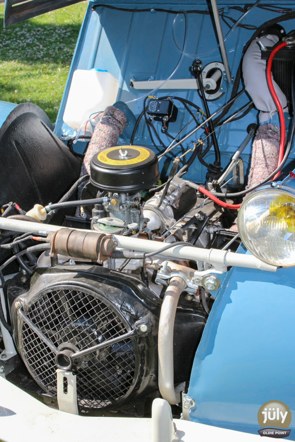 Citroen 2 CV-02