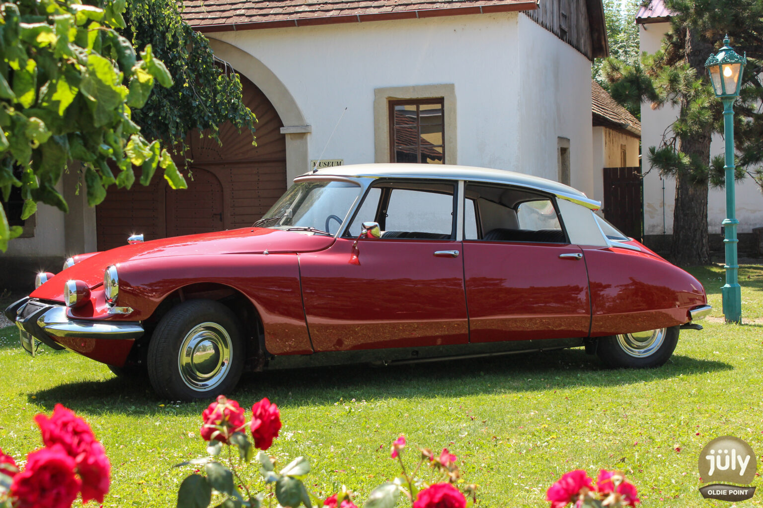 Citroen DS-09