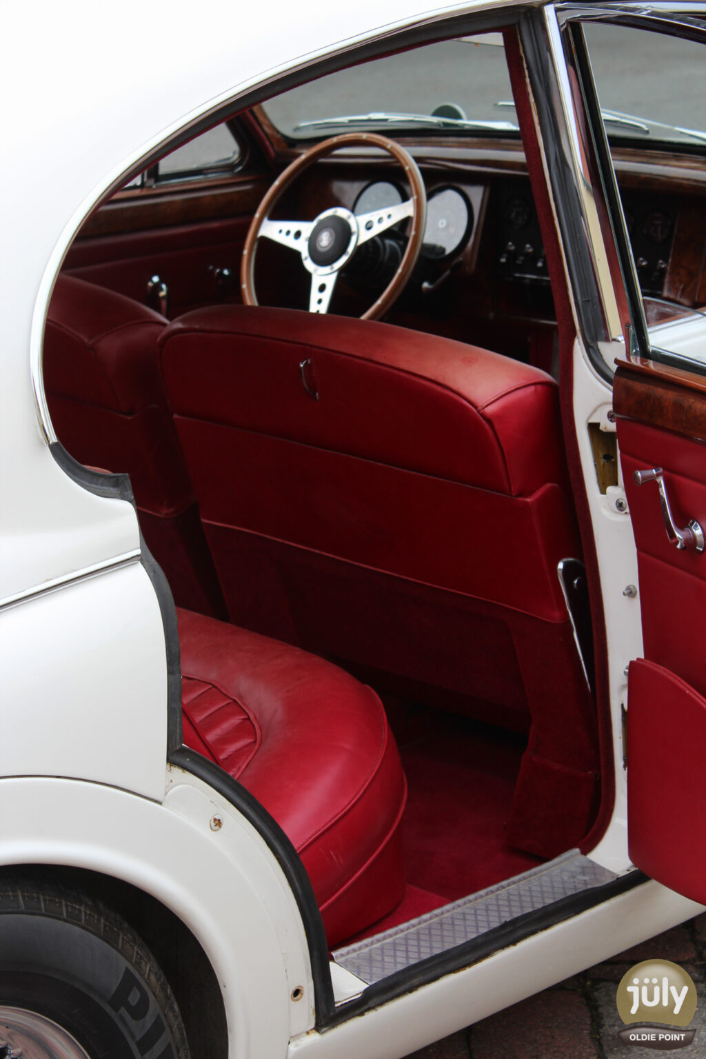Jaguar MK2 3.8L-05
