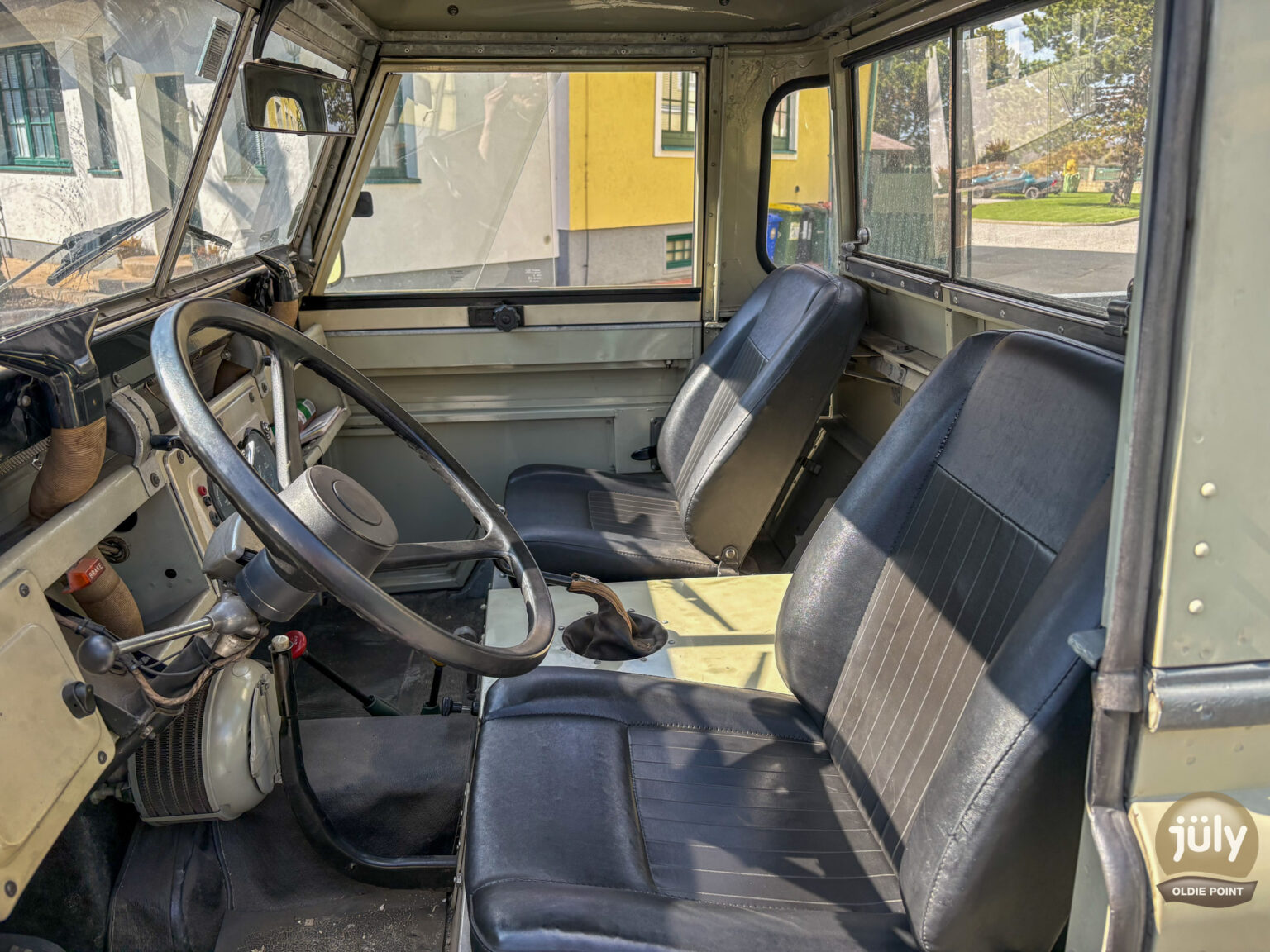 Land Rover 110 IIB Forward Control Langes-11