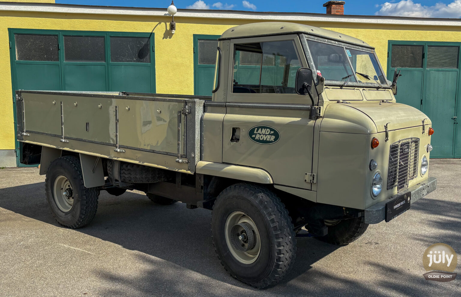Land Rover 110 IIB Forward Control Langes-7