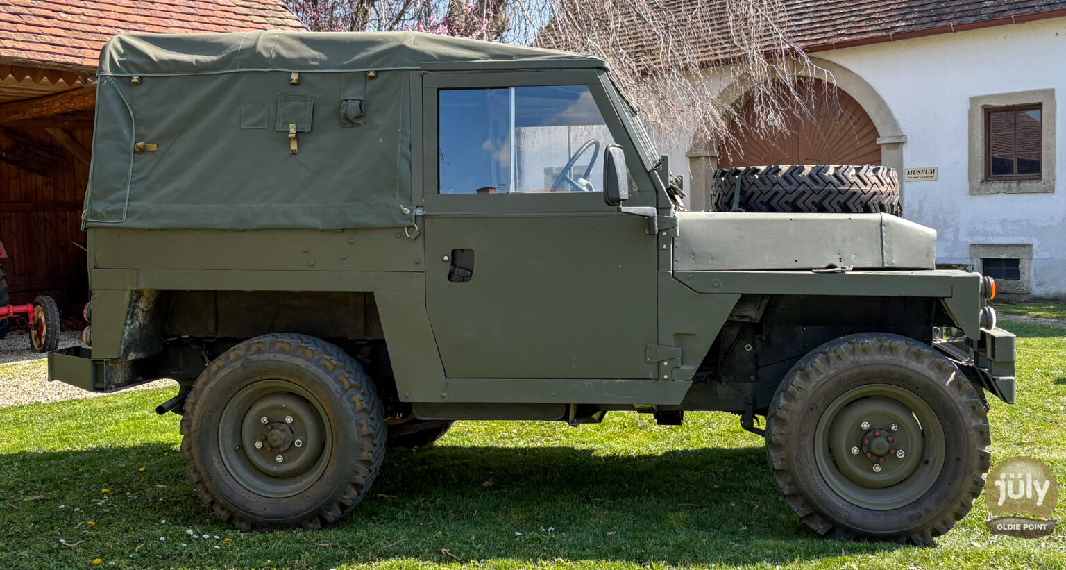 Land Rover S3 1-2 Ton Military-6