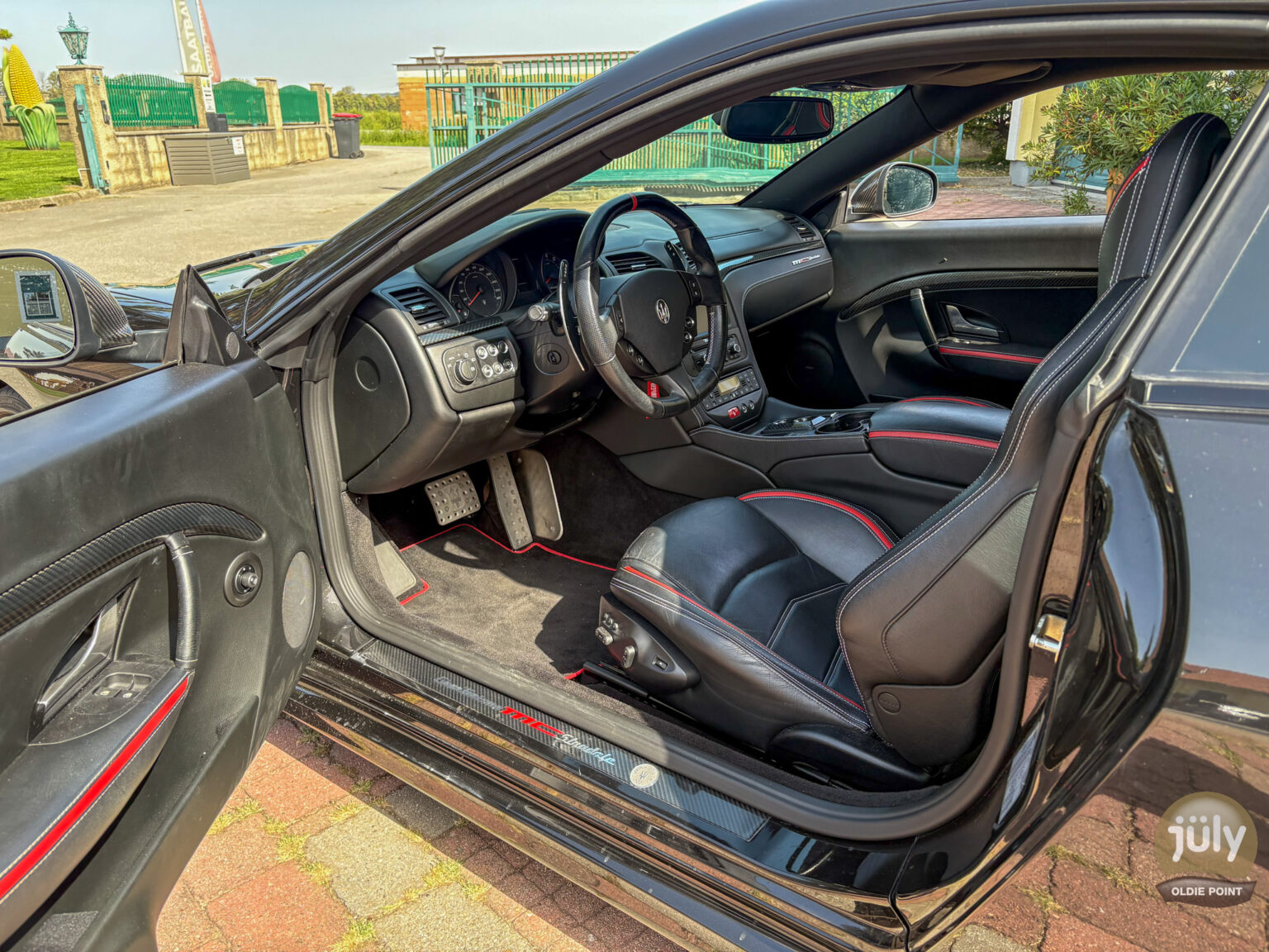 Maserati Gran Turismo MC Stradale Centennial Edition-15