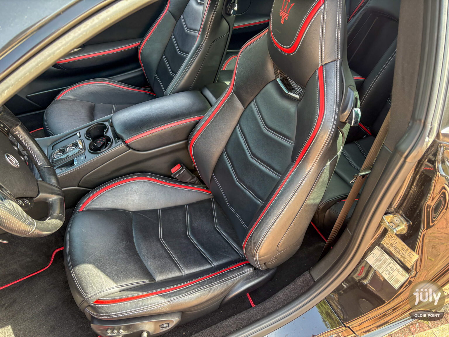 Maserati Gran Turismo MC Stradale Centennial Edition-17