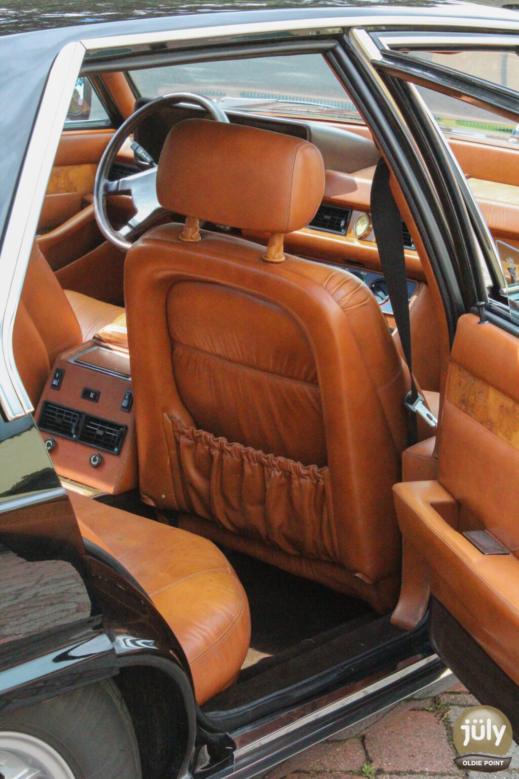 Maserati Quattroporte-05
