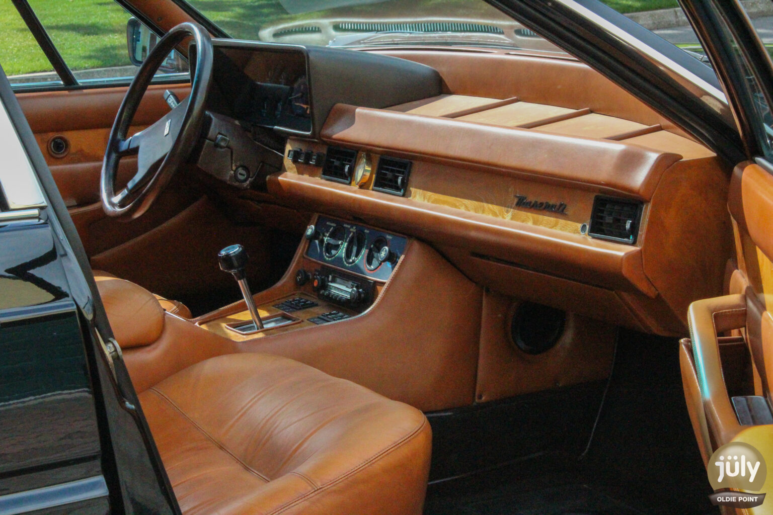 Maserati Quattroporte-08