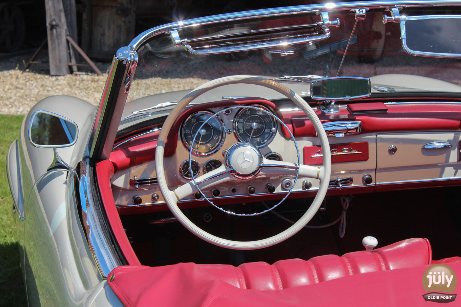 Mercedes 190 SL_Oldie_Point-06