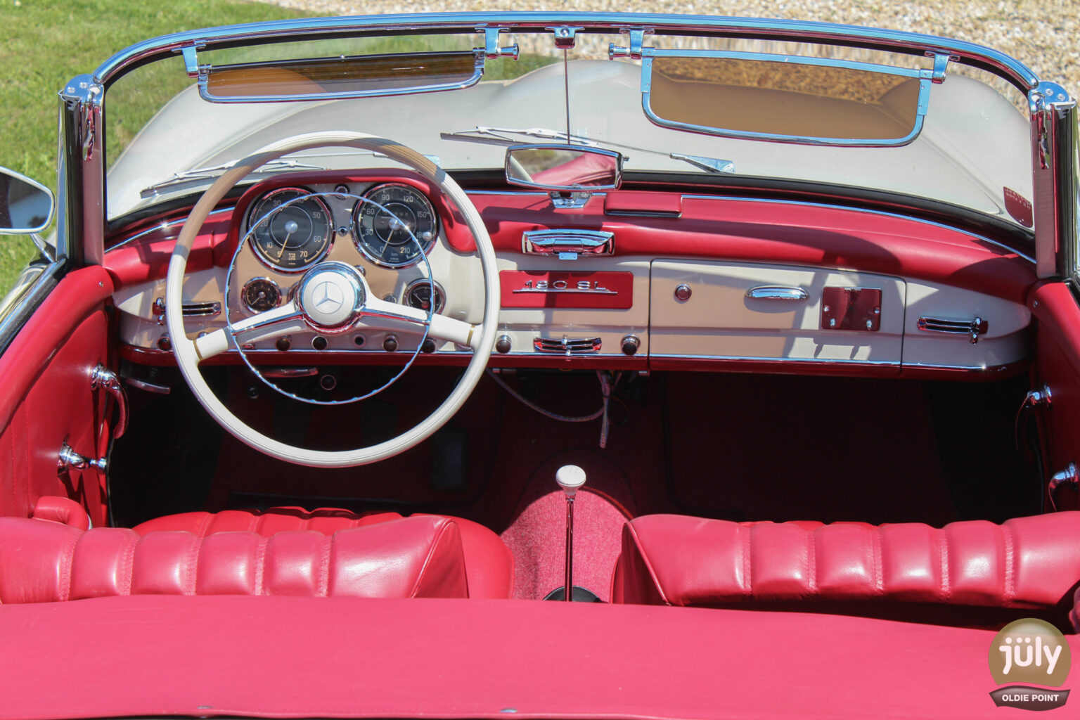 Mercedes 190 SL_Oldie_Point-07