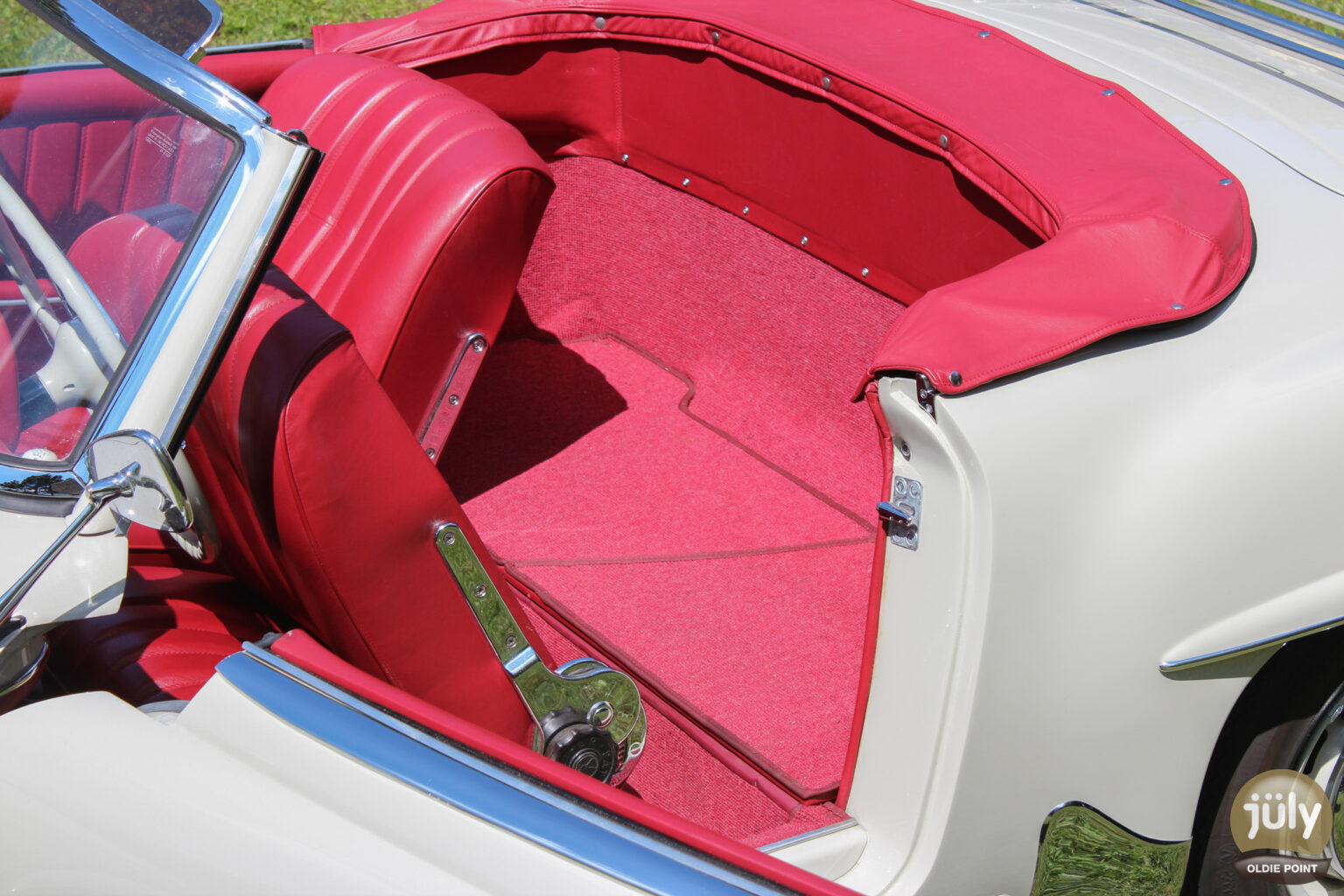 Mercedes 190 SL_Oldie_Point-14