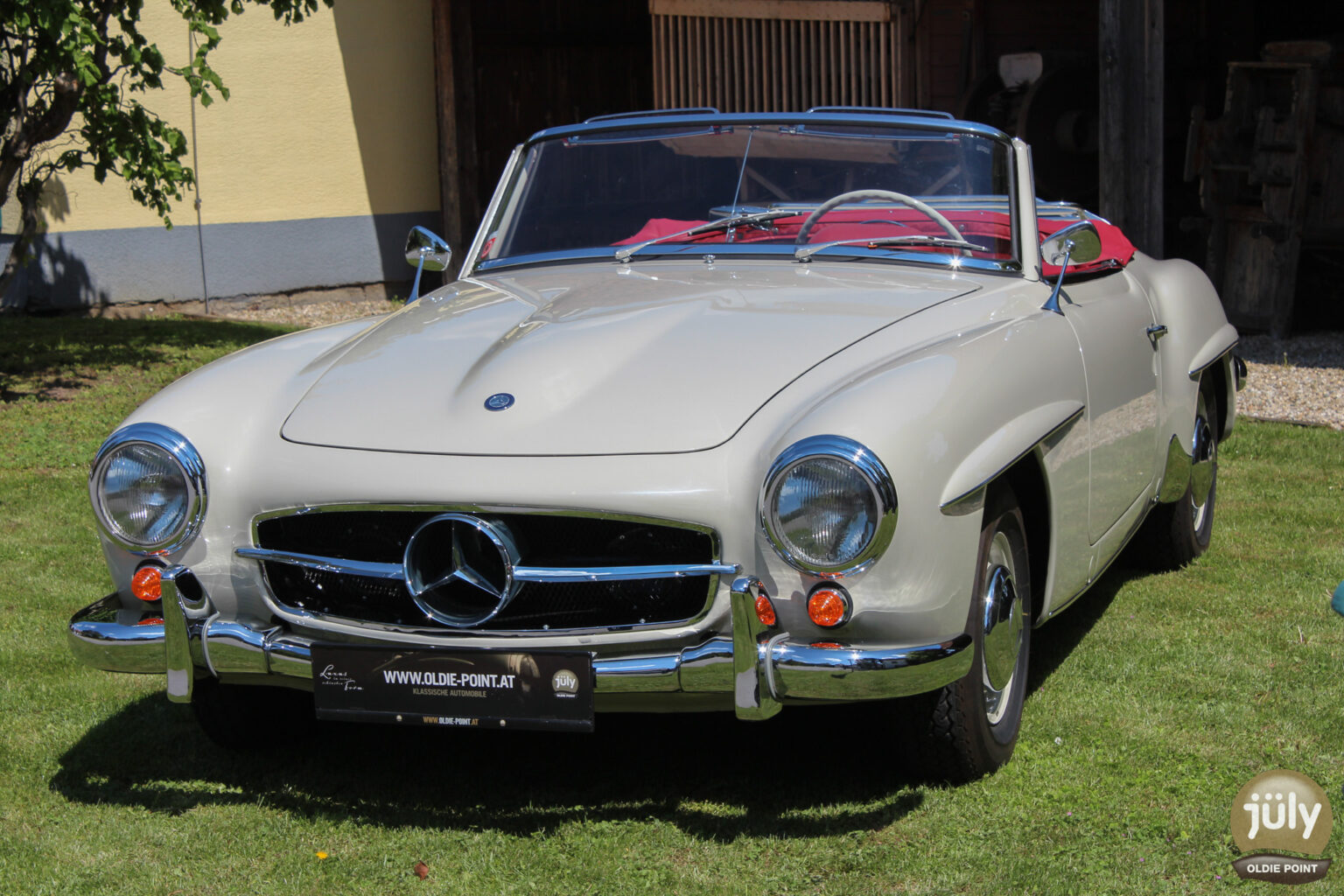 Mercedes 190 SL_Oldie_Point-16