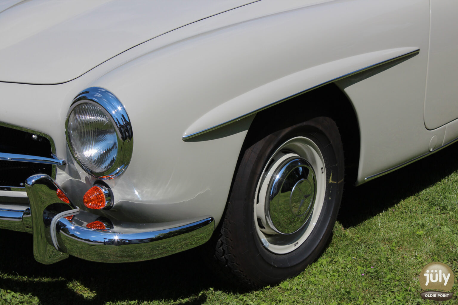 Mercedes 190 SL_Oldie_Point-21
