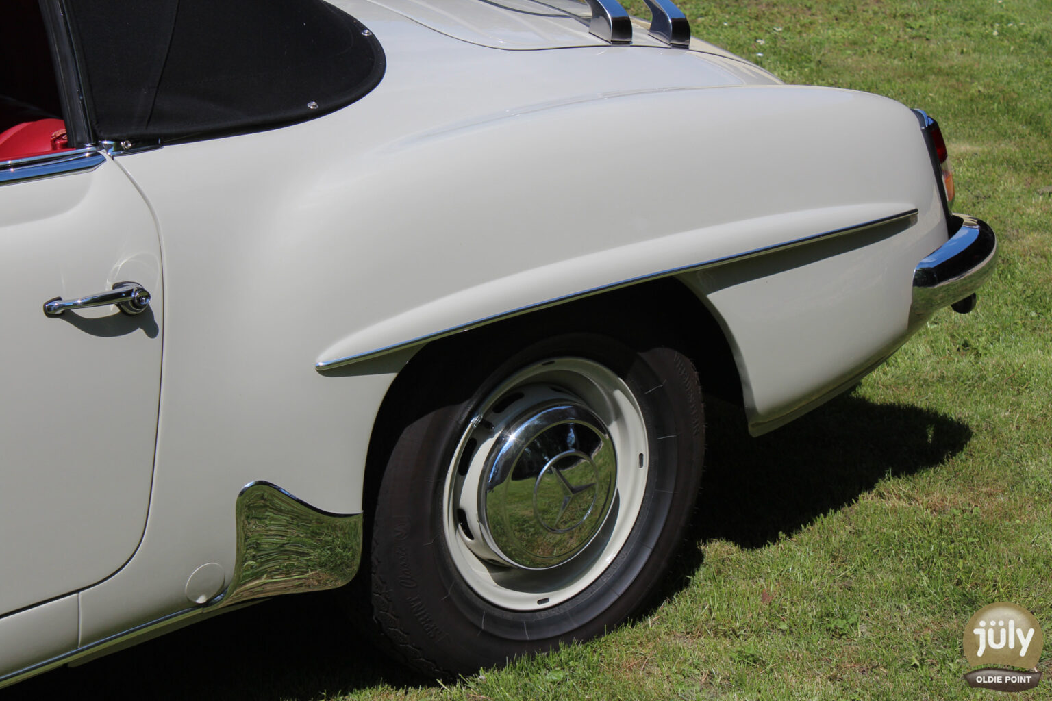 Mercedes 190 SL_Oldie_Point-22